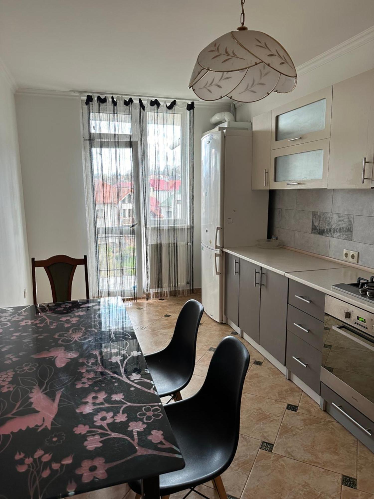 Апартаменти Біля Автовокзалу Ternopil Extérieur photo
