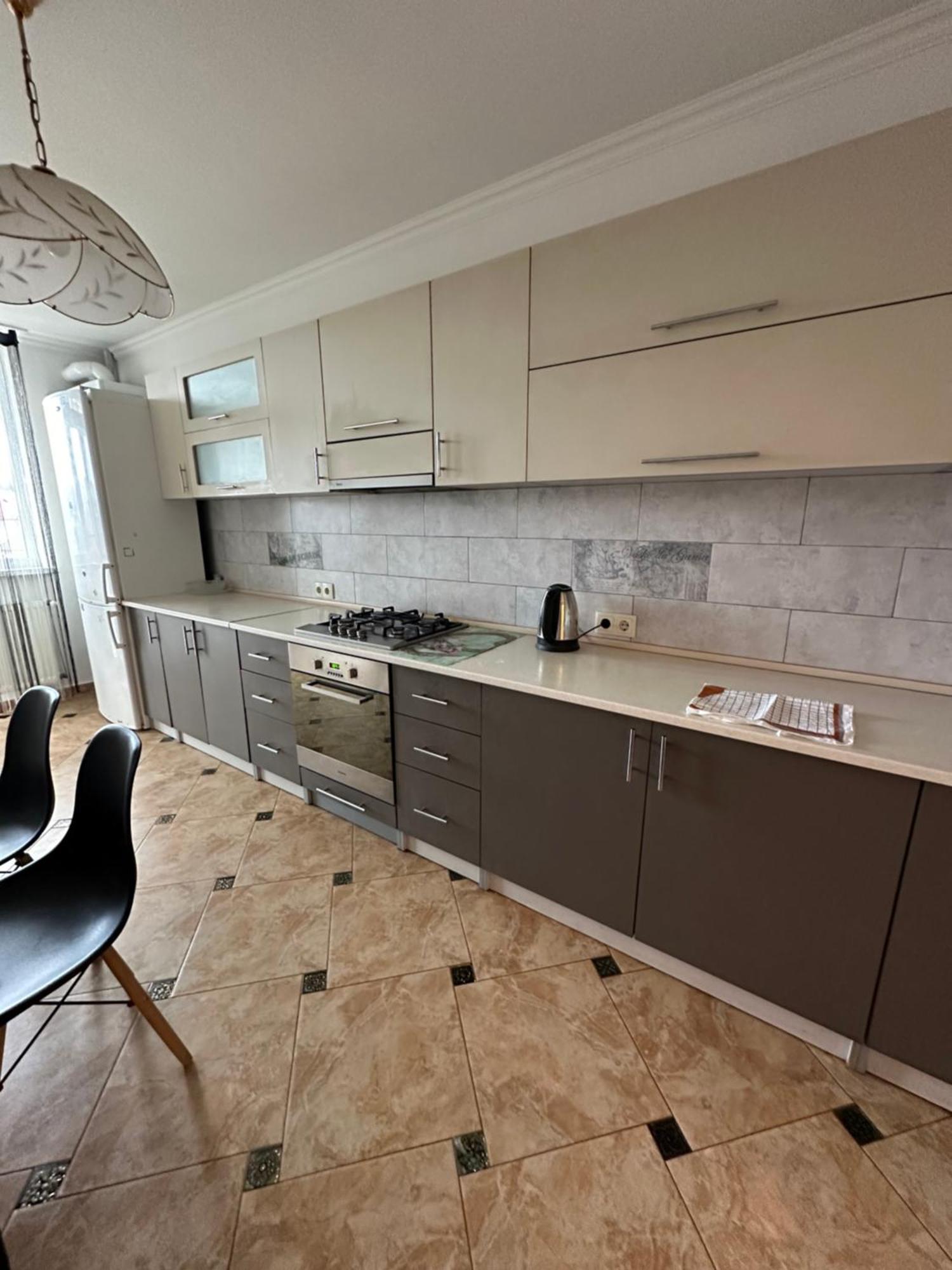 Апартаменти Біля Автовокзалу Ternopil Extérieur photo